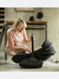 Nuna Arra Next – Babyschale – Set 2in1 – Inkl. Nuna Base Next Basisstation – Caviar -Babyprodukte Kindersitze Babyschalen Nuna Arra Next 1