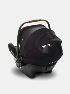Nuna Pipa Next System Caviar + Isofixstation Nuna Base Next – Set -Babyprodukte Kindersitze Babyschalen Nuna Pipa Next System Caviar 04