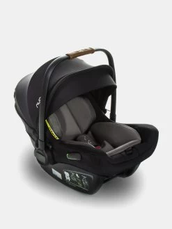 Nuna Pipa Next System Caviar + Isofixstation Nuna Base Next – Set -Babyprodukte Kindersitze Babyschalen Nuna Pipa Next System Caviar 09